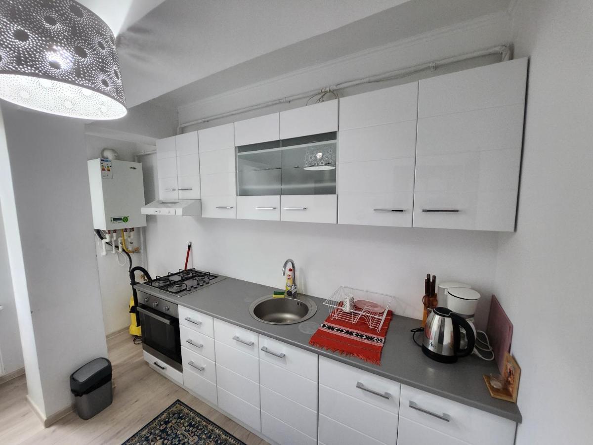 Boutique City Retreats Apartments Iasi Luaran gambar