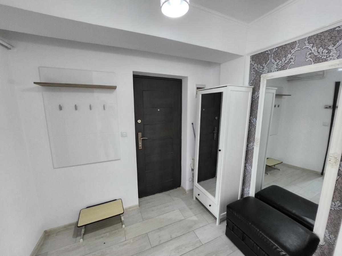 Boutique City Retreats Apartments Iasi Luaran gambar